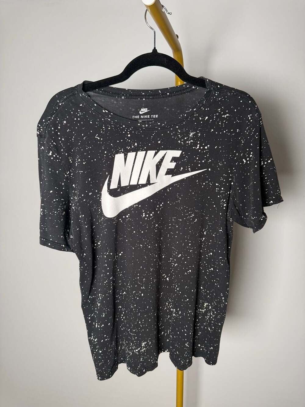 Nike The Nike Tee Size M Black White Paint Splatter T-Shirt